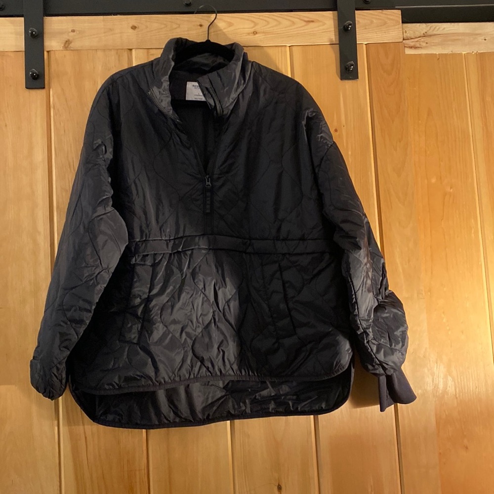 Old Navy black Waterproof light puffer jacket